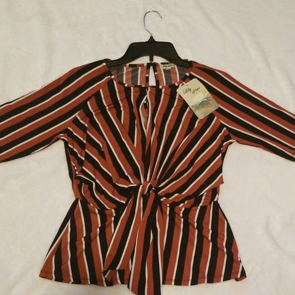 Lili Star striped top